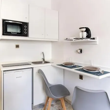 Dora Apartment Agios Andonios  Buitenkant foto