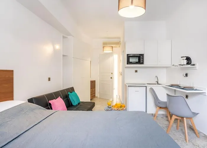 Dora Apartment