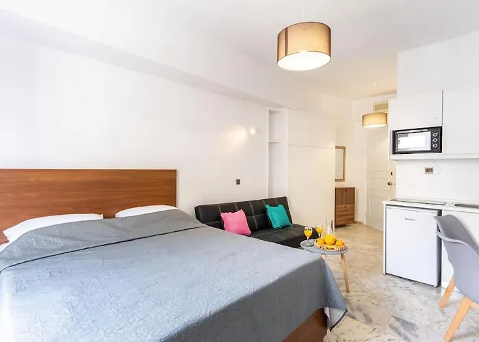 Dora Apartment